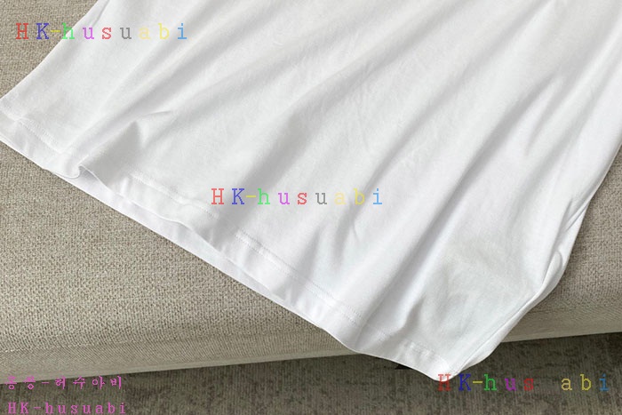 NEW 펜디 반팔티 신상 FD 572229