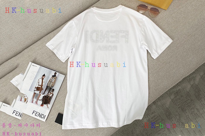 NEW 펜디 반팔티 신상 FD 572229
