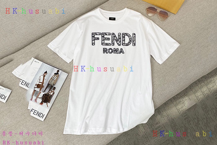 NEW 펜디 반팔티 신상 FD 572229