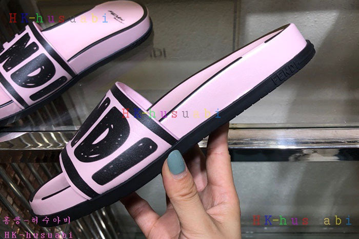 NEW 펜디 여성용 슬리퍼 F 427223