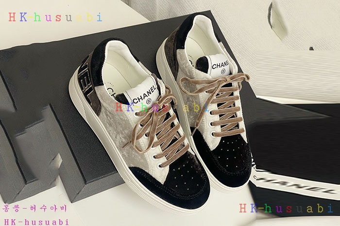 NEW 샤넬 스니커즈 신상 C5824004