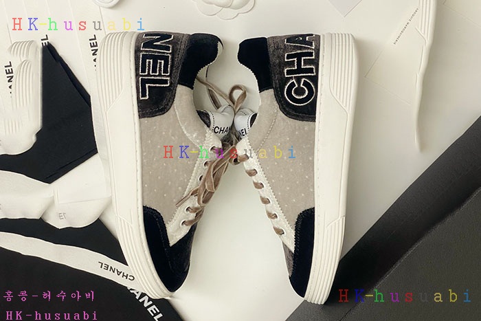 NEW 샤넬 스니커즈 신상 C5824004