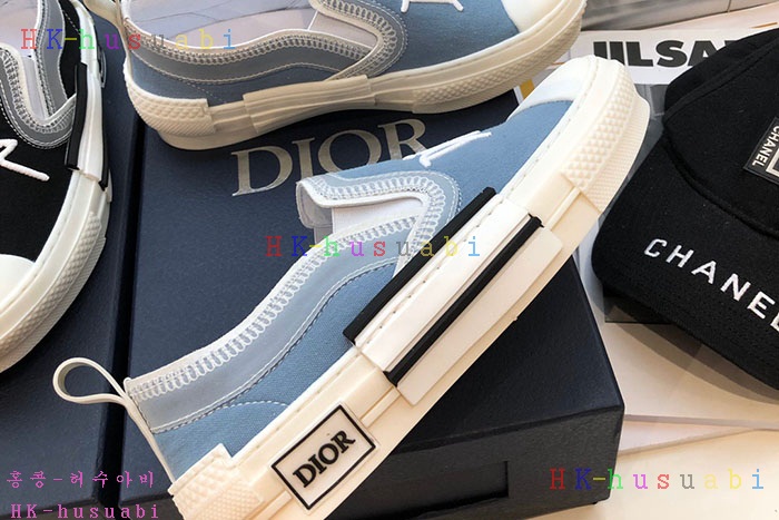 NEW 디올 남여공용 신발 DR 421112