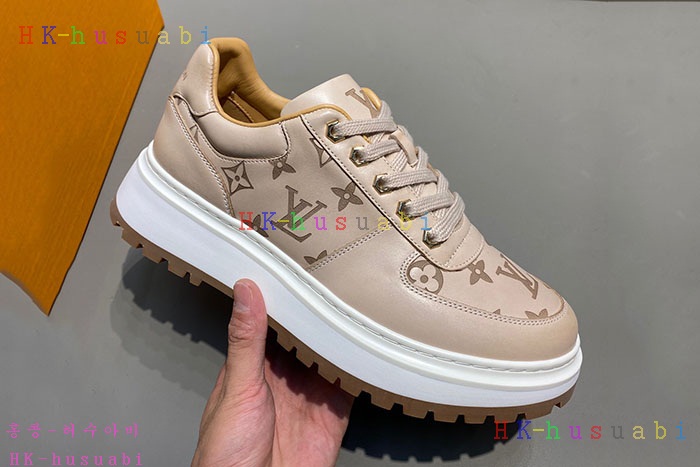 NEW 루이비통 남성 신발 신상 LV 421146