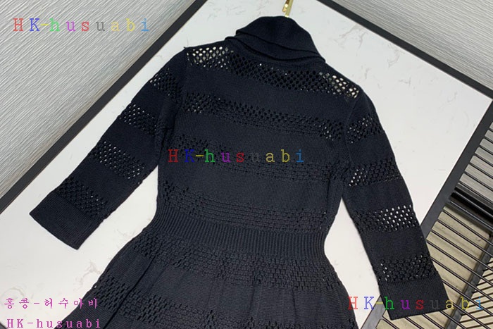 NEW 디올 원피스 신상 DR 424433