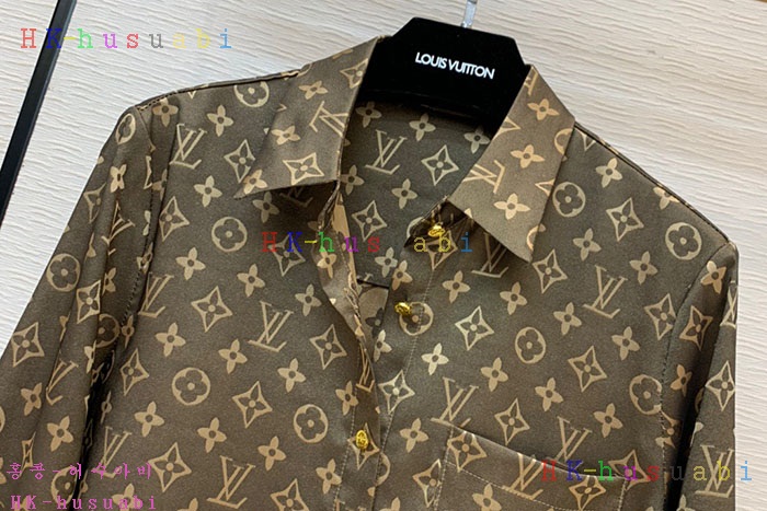 NEW 루이비통 셔츠 신상 LV2421124