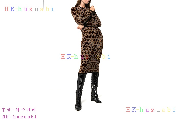 NEW 펜디 원피스 신상 FD 2583363