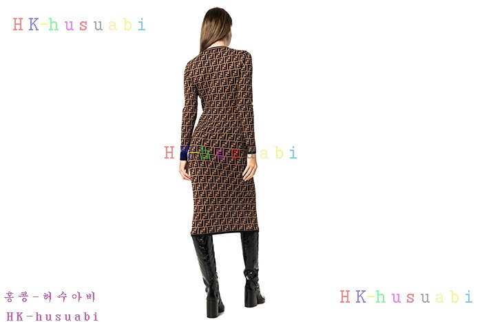NEW 펜디 원피스 신상 FD 2583363