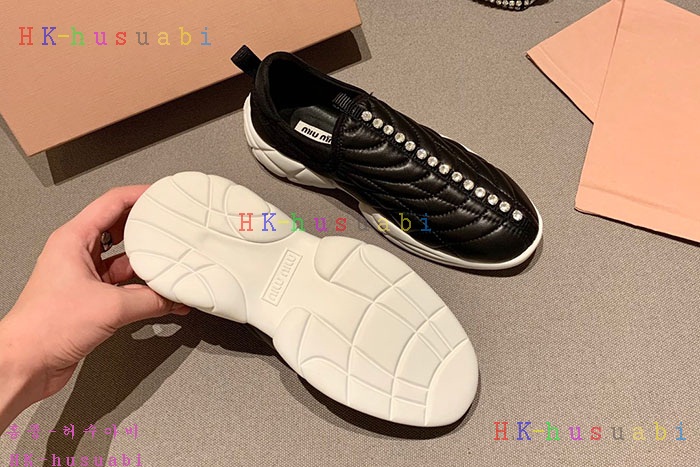 NEW 미우미우 신발 신상 MU 572220