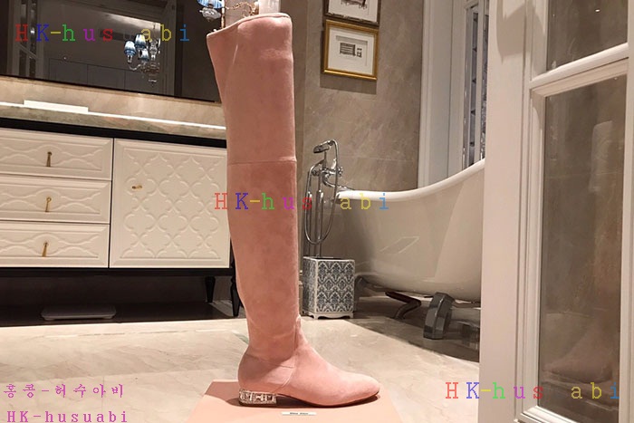 NEW 미우미우 부츠 신상 MU 927552