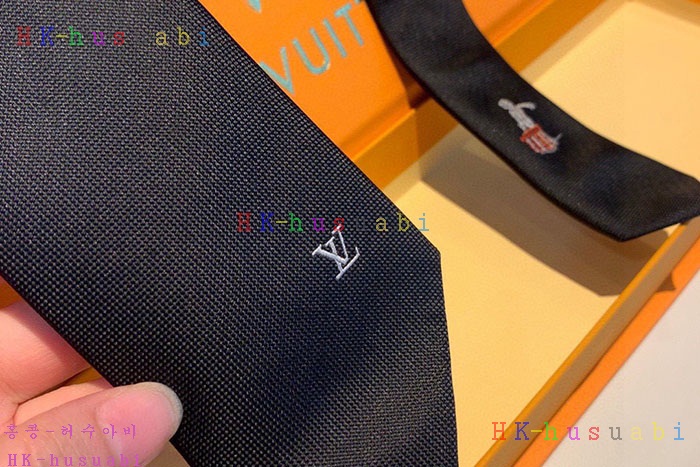 NEW 루이비통 넥타이 신상 LV 757455