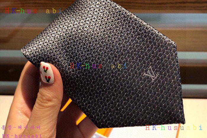 NEW 루이비통 넥타이 신상 LV 757457