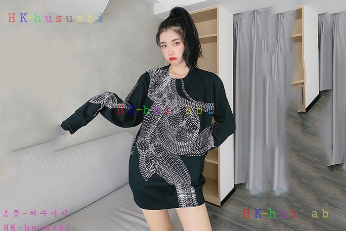 NEW 루이비통 맨투맨 신상 LV755424