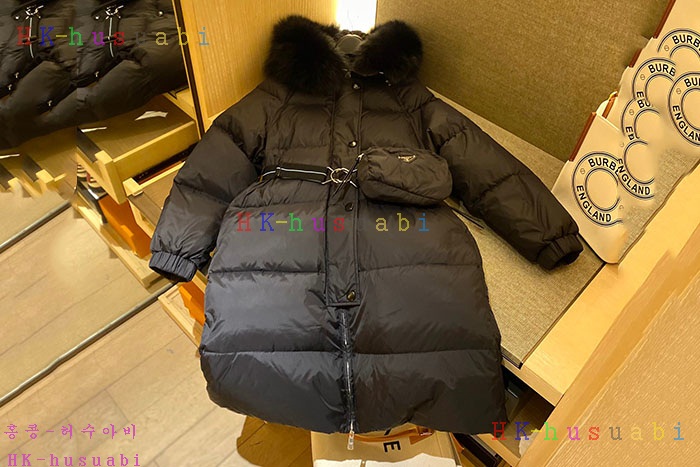 NEW 프라다 패딩 신상 P 4272204