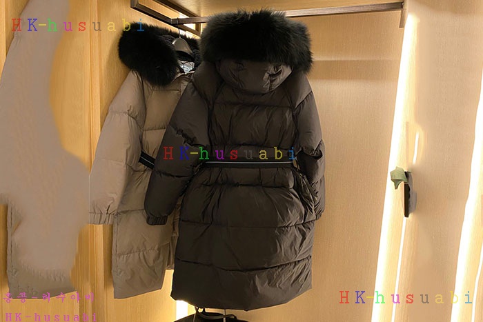 NEW 프라다 패딩 신상 P 4272204