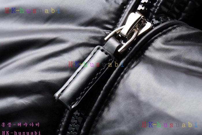 NEW 프라다 패딩 신상 P 927552