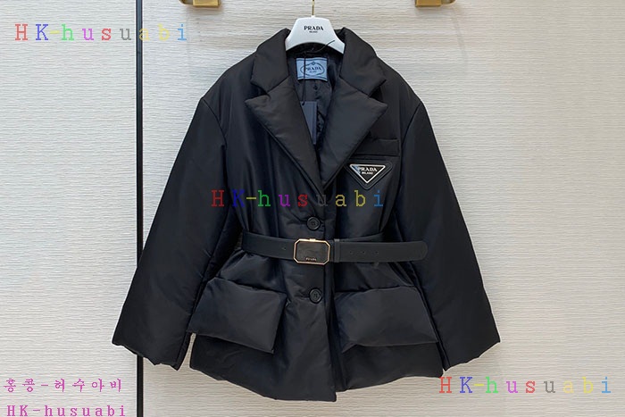 NEW 프라다 패딩 신상 P 927553