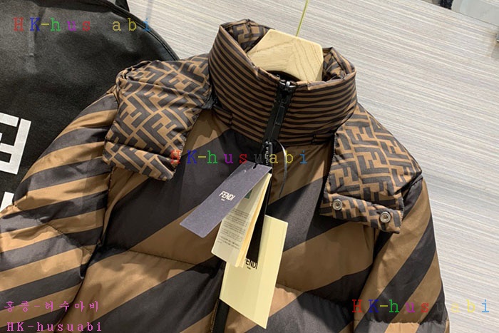 NEW 펜디 패딩 신상 FD 757149