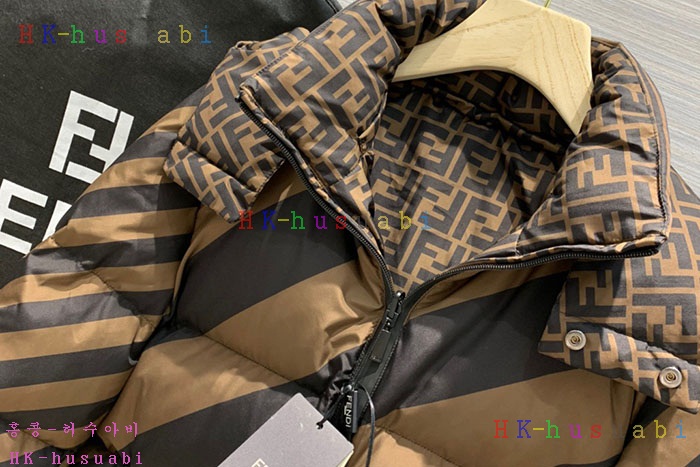 NEW 펜디 패딩 신상 FD 757149