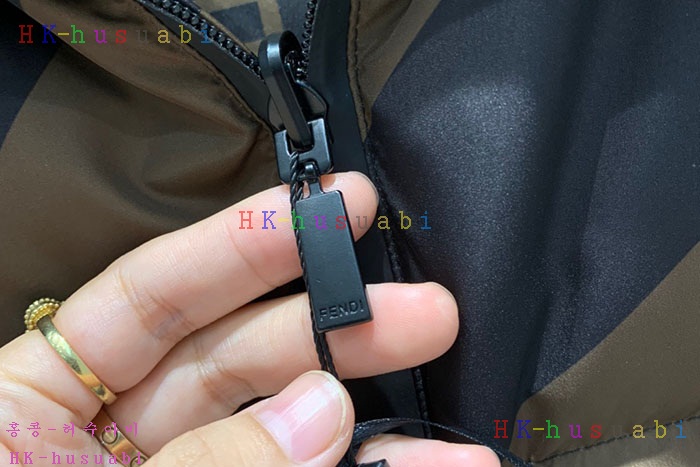 NEW 펜디 패딩 신상 FD 757149