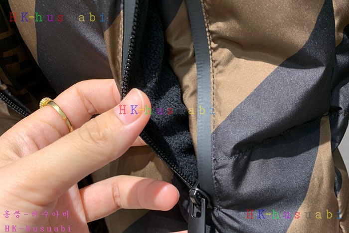 NEW 펜디 패딩 신상 FD 757149
