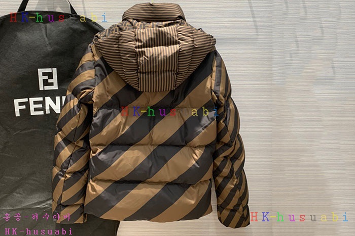 NEW 펜디 패딩 신상 FD 757149