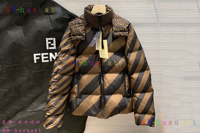 NEW 펜디 패딩 신상 FD 757149
