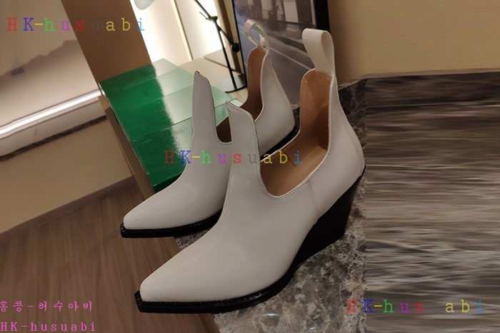 NEW 보테가베네타 부츠 신상 BV 857224