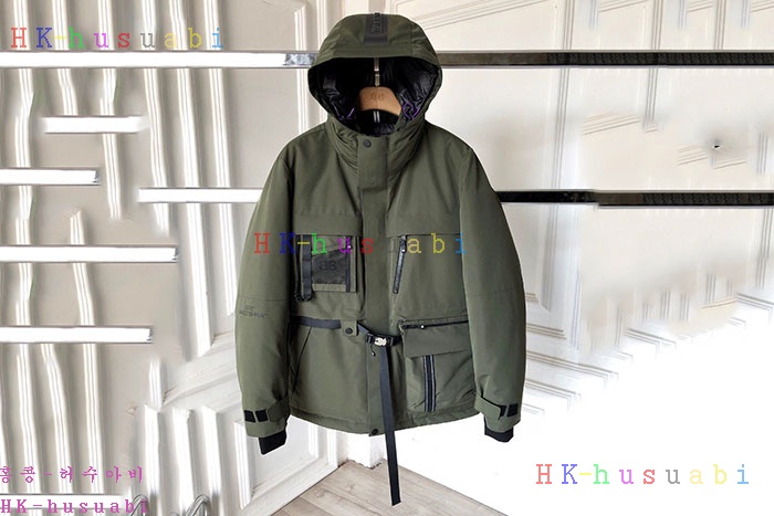 NEW 발렌시아가  패딩 신상 B 579661
