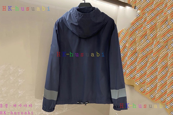 NEW 몽클레어 바람막이 신상 M 24601