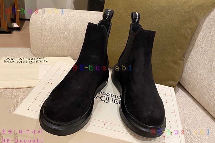 NEW 알렉산더맥퀸  신발 신상 M252225