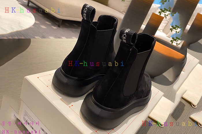 NEW 알렉산더맥퀸  신발 신상 M252225