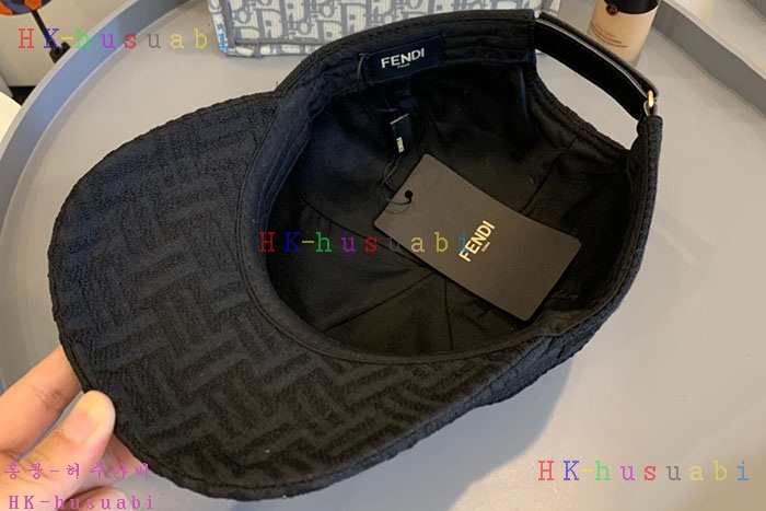 NEW 펜디 모자 신상 FD 7544426