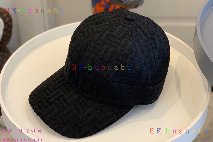 NEW 펜디 모자 신상 FD 7544426