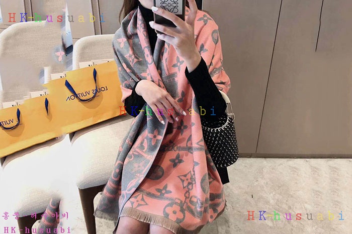 NEW 루이비통 머플러 신상 LV 8572294