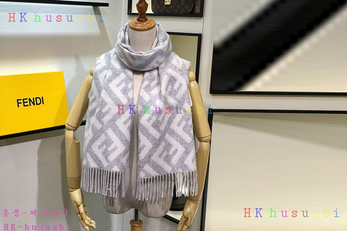 NEW 펜디 머플러 신상 FD 22421