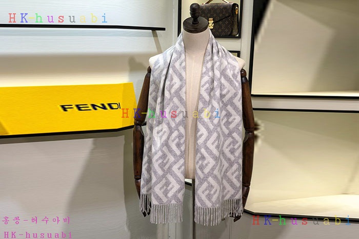 NEW 펜디 머플러 신상 FD 22421