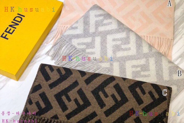 NEW 펜디 머플러 신상 FD 22421