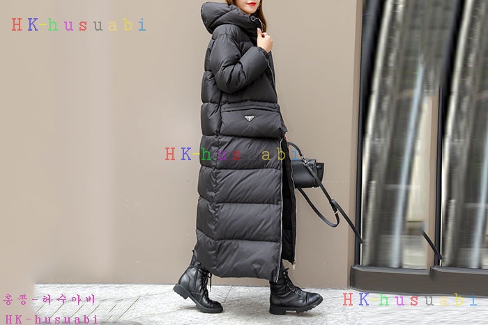 NEW 프라다 롱패딩 신상 P 252550