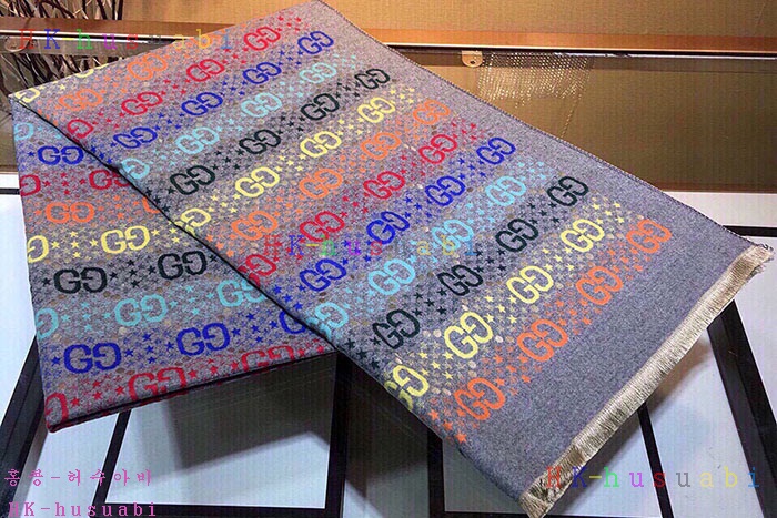 NEW 구찌 머플러 신상 GU 2436733
