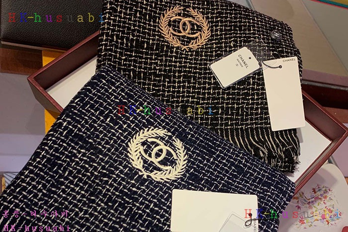 NEW 샤넬 머플러 신상 CH 2452233