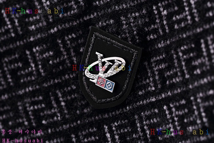 NEW 루이비통 니트 신상 LV 725527