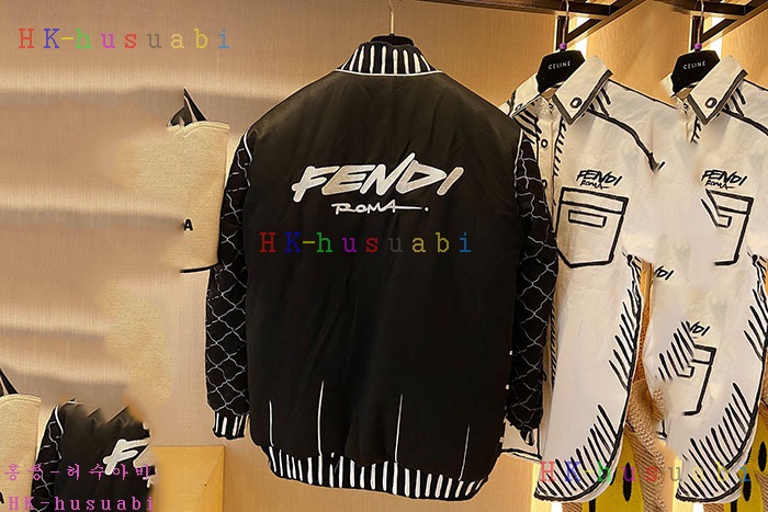 NEW 펜디 패딩 신상 FD 528335