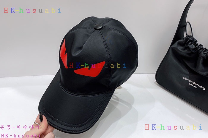 NEW 펜디 모자 신상 F 528221