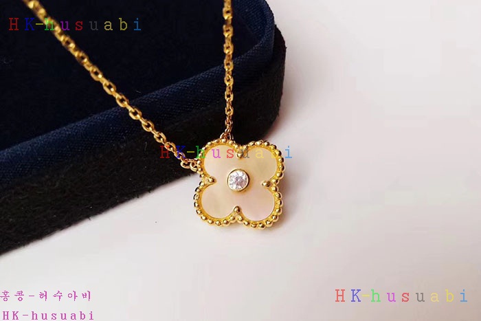 NEW 반클리에 앤 아펠 목걸이  V 654430