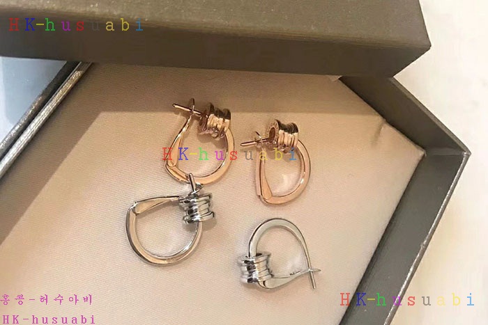 NEW 불가리 귀걸이 신상 B 3336250