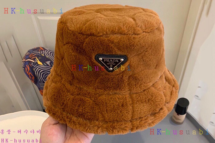 NEW 프라다 모자 신상 P  523666