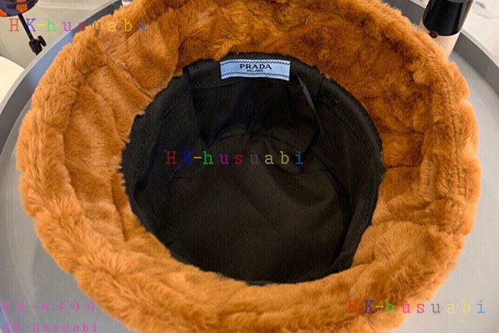 NEW 프라다 모자 신상 P  523666