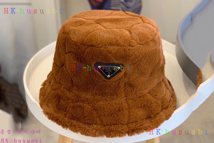 NEW 프라다 모자 신상 P  523666