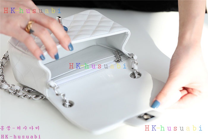 ★미러급★샤넬 클래식 플랩백 쁘디삭  A35200
